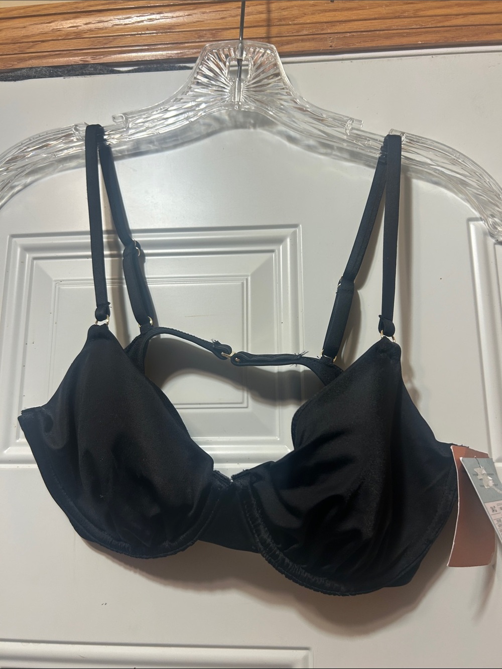 Women's Black Underwire Swim Top 34C NWT